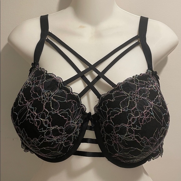 Cacique Brand Lace-Trim Boost Balconette Bra Black Floral Embroidery Size 46C - Picture 1 of 8